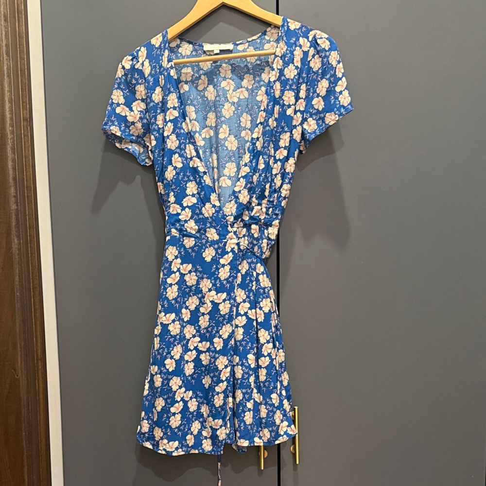 Blue Floral Short Sleeve Wrap Dress